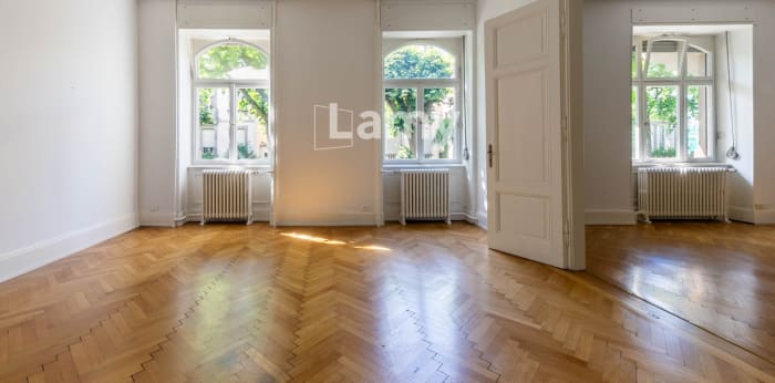 Image 2 sur 10 - Appartement  ·  Vente · Strasbourg (67000) · 7 pièces · 182m²