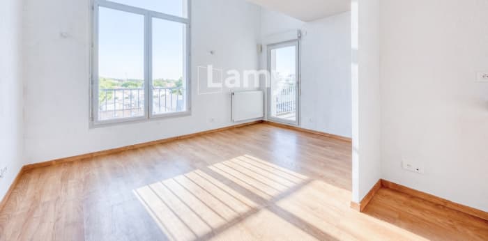 Image 3 sur 9 - Appartement  ·  Vente · Pessac (33600) · 2 pièces · 48m²