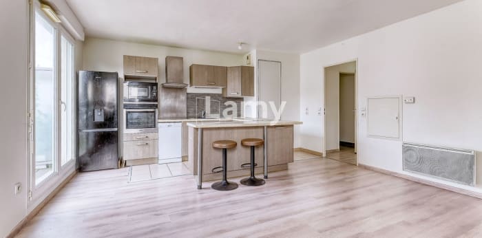 Image 3 sur 13 - Appartement  ·  Vente · Noisy Le Sec (93130) · 3 pièces · 66m²