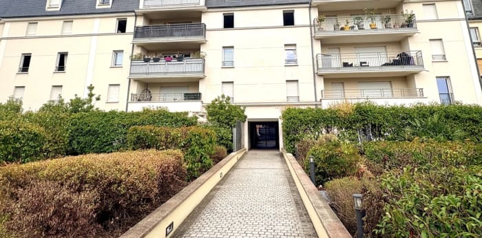 Image 1 sur 9 - Appartement  ·  Vente · Soisy Sous Montmorency (95230) · 2 pièces · 42m²