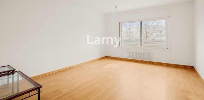 Image 5 sur 9 - Appartement  ·  Vente · Ste Foy Les Lyon (69110) · 3 pièces · 82m²