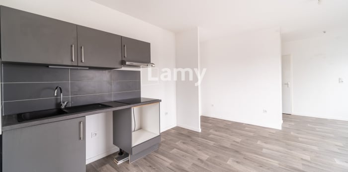 Image 3 sur 10 - Appartement  ·  Vente · Wittenheim (68270) · 2 pièces · 49m²