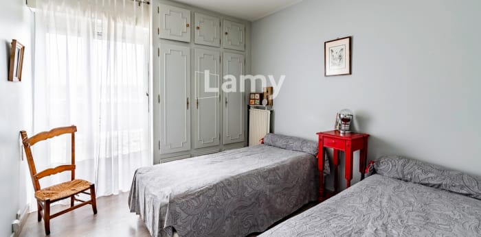 Image 10 sur 14 - Appartement  ·  Vente · Angouleme (16000) · 5 pièces · 95m²