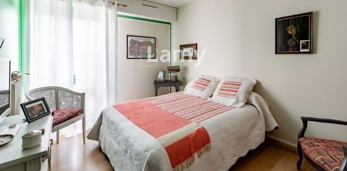 Image 9 sur 14 - Appartement  ·  Vente · Angouleme (16000) · 5 pièces · 95m²