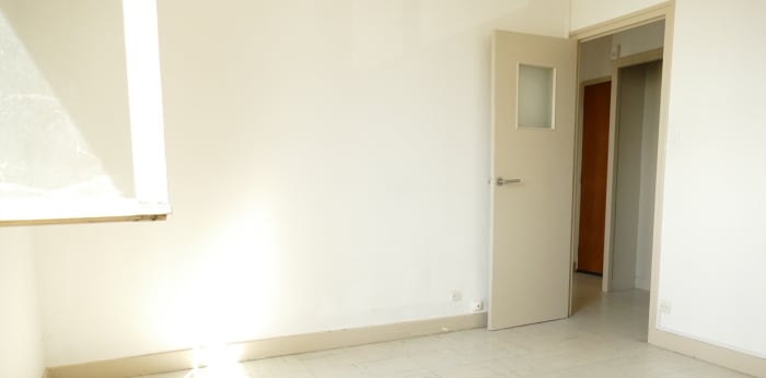 Image 3 sur 5 - Appartement  ·  Vente · Trevoux (01600) · 1 pièce · 26m²
