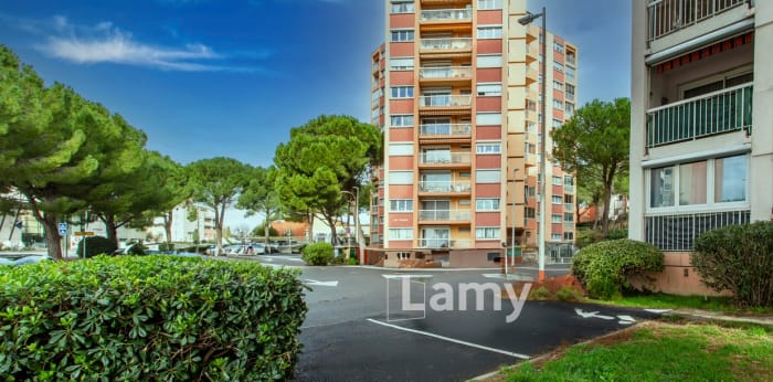 Image 1 sur 14 - Appartement  ·  Vente · Salon De Provence (13300) · 5 pièces · 92m²