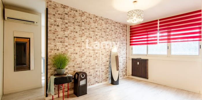 Image 9 sur 14 - Appartement  ·  Vente · Salon De Provence (13300) · 5 pièces · 92m²
