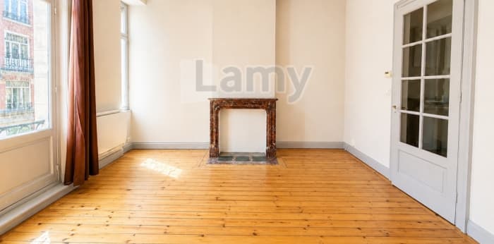 Image 2 sur 8 - Appartement  ·  Vente · Lille (59800) · 4 pièces · 94m²