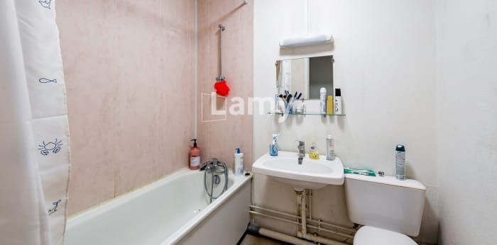 Image 8 sur 11 - Appartement  ·  Vente · Angouleme (16000) · 2 pièces · 53m²