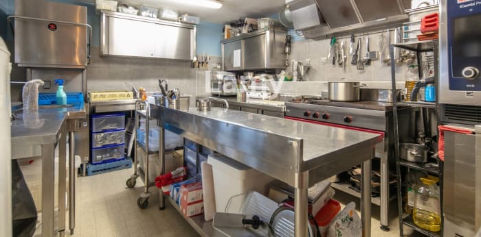 Image 9 sur 10 - Local  ·  Vente · Autrans Meaudre En Vercors (38112) · 164m²