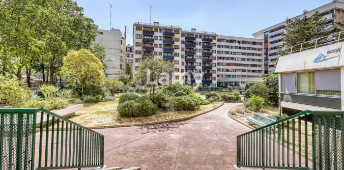 Image 13 sur 17 - Appartement  ·  Vente · Paris (75019) · 2 pièces · 43m²