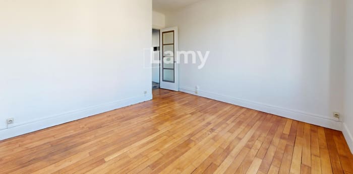 Image 8 sur 11 - Appartement  ·  Vente · Besancon (25000) · 2 pièces · 54m²