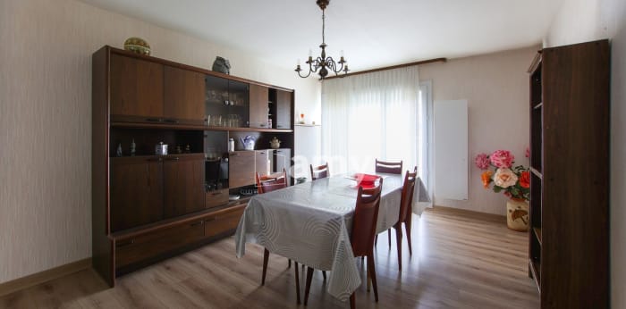 Image 4 sur 11 - Maison/villa  ·  Vente · La Roche Sur Yon (85000) · 5 pièces · 123m²