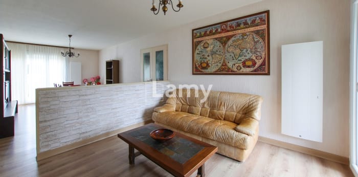 Image 3 sur 11 - Maison/villa  ·  Vente · La Roche Sur Yon (85000) · 5 pièces · 123m²
