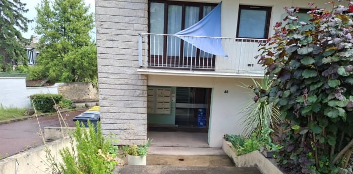 Image 8 sur 9 - Appartement  ·  Vente · Suresnes (92150) · 1 pièce · 26m²