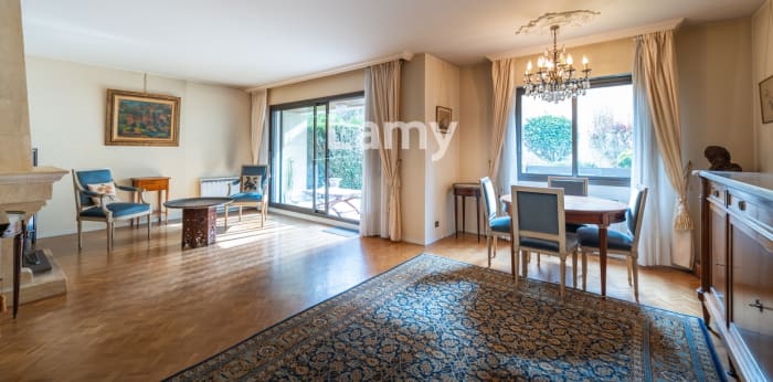 Image 2 sur 13 - Appartement  ·  Vente · Bourg La Reine (92340) · 4 pièces · 92m²