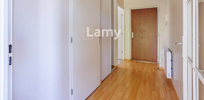 Image 4 sur 11 - Appartement  ·  Vente · Valenciennes (59300) · 2 pièces · 49m²