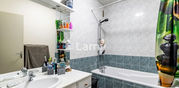 Image 7 sur 10 - Appartement  ·  Vente · Angouleme (16000) · 4 pièces · 77m²