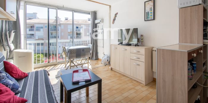 Image 1 sur 7 - Appartement  ·  Vente · Le Grau Du Roi (30240) · 1 pièce · 18m²
