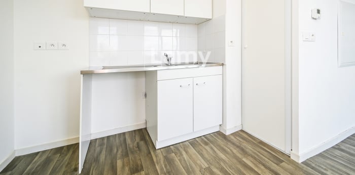 Image 6 sur 17 - Appartement  ·  Vente · St Jean De La Ruelle (45140) · 2 pièces · 42m²