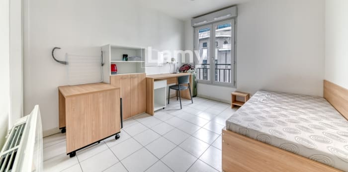 Image 2 sur 6 - Appartement  ·  Vente · Lyon (69007) · 1 pièce · 18m²