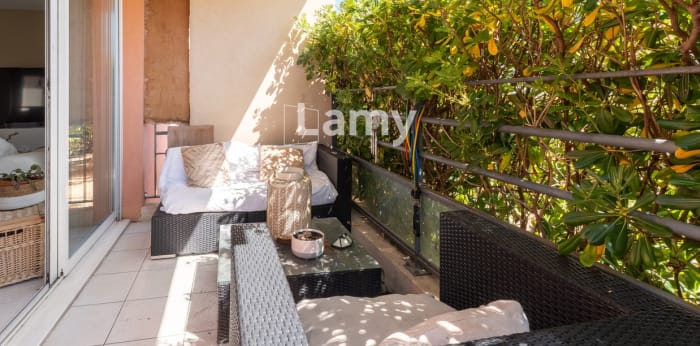 Image 9 sur 9 - Appartement  ·  Vente · Mandelieu La Napoule (06210) · 2 pièces · 49m²