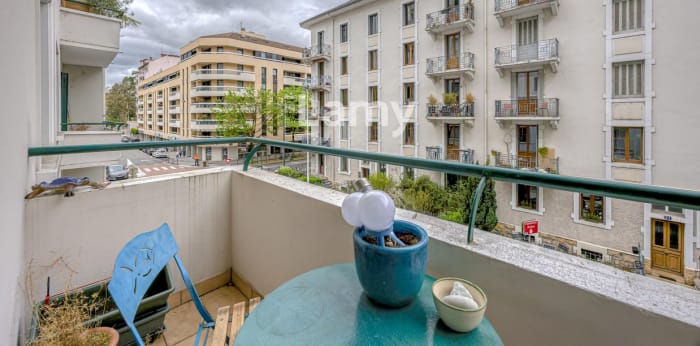 Image 3 sur 13 - Appartement  ·  Vente · Annecy (74000) · 2 pièces · 54m²