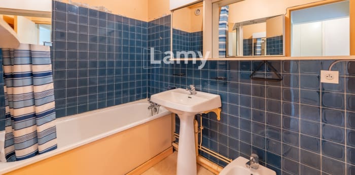 Image 12 sur 13 - Appartement  ·  Vente · Rueil Malmaison (92500) · 2 pièces · 52m²