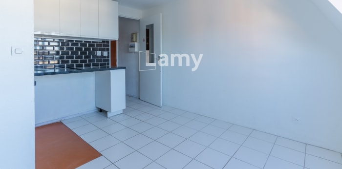 Image 3 sur 4 - Appartement  ·  Vente · Villers Sur Mer (14640) · 2 pièces · 22m²