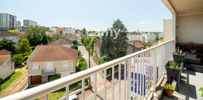 Image 1 sur 13 - Appartement  ·  Vente · Limoges (87000) · 3 pièces · 70m²