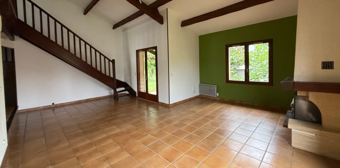 Image 3 sur 16 - Maison/villa  ·  Vente · Castelginest (31780) · 124m²