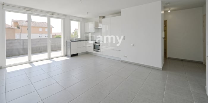 Image 4 sur 12 - Appartement  ·  Vente · Coublevie (38500) · 2 pièces · 47m²