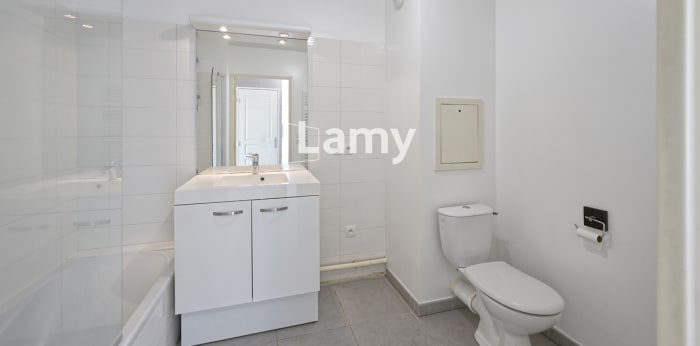 Image 7 sur 12 - Appartement  ·  Vente · Coublevie (38500) · 2 pièces · 47m²