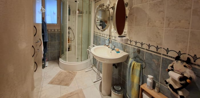 Image 3 sur 9 - Maison/villa  ·  Vente · Beaucouze (49070) · 8 pièces · 140m²