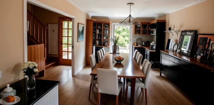 Image 4 sur 9 - Maison/villa  ·  Vente · Beaucouze (49070) · 8 pièces · 140m²