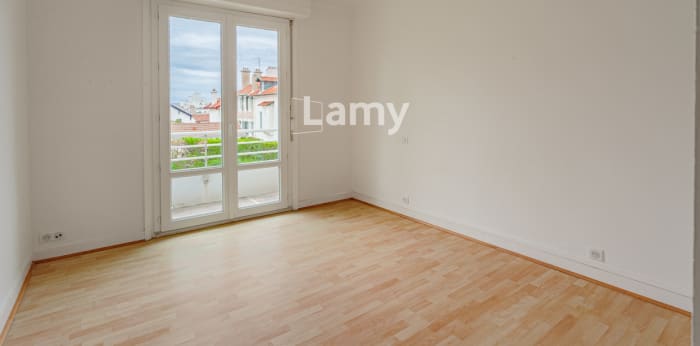 Image 7 sur 11 - Appartement  ·  Vente · Biarritz (64200) · 4 pièces · 99m²