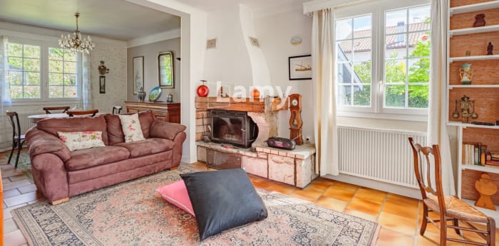 Image 5 sur 11 - Maison/villa  ·  Vente · Bayonne (64100) · 6 pièces · 150m²