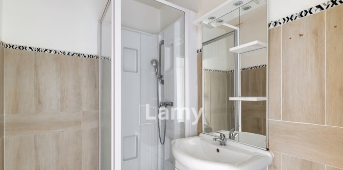 Image 6 sur 11 - Appartement  ·  Vente · Angouleme (16000) · 3 pièces · 67m²