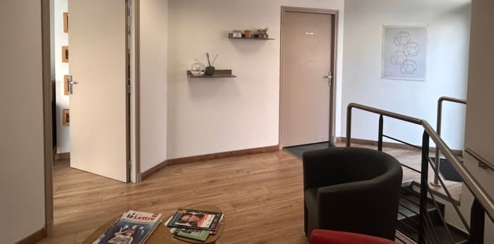 Image 1 sur 9 - Local  ·  Vente · Toulouse (31400) · 3 pièces · 98m²
