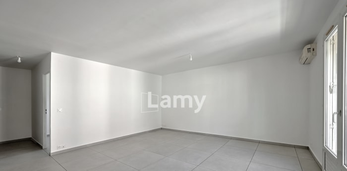 Image 7 sur 12 - Appartement  ·  Vente · Nimes (30000) · 2 pièces · 44m²