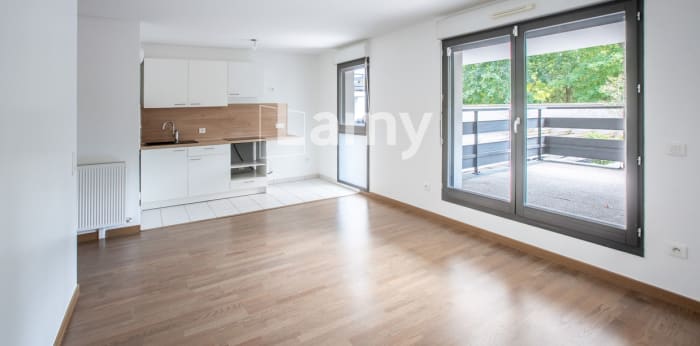 Image 1 sur 10 - Appartement  ·  Vente · Pontoise (95300) · 2 pièces · 42m²