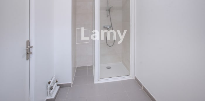 Image 9 sur 10 - Appartement  ·  Vente · Pontoise (95300) · 2 pièces · 42m²