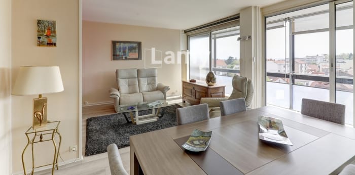 Image 1 sur 6 - Appartement  ·  Vente · Chamalieres (63400) · 3 pièces · 82m²