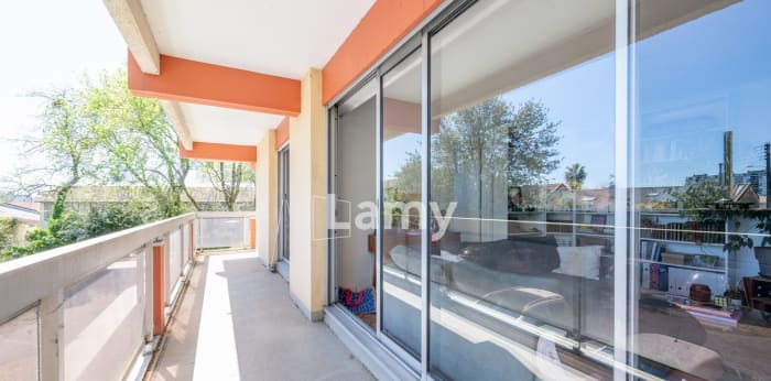 Image 1 sur 5 - Appartement  ·  Vente · Talence (33400) · 2 pièces · 47m²
