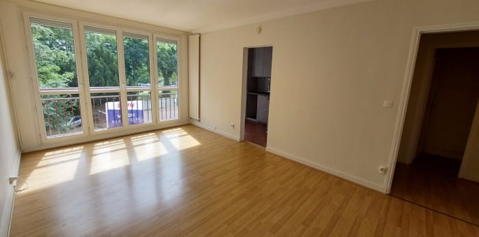 Image 2 sur 12 - Appartement  ·  Vente · L Isle Adam (95290) · 2 pièces · 47m²