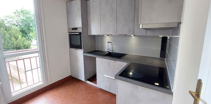 Image 7 sur 12 - Appartement  ·  Vente · L Isle Adam (95290) · 2 pièces · 47m²