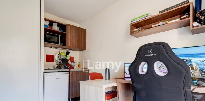 Image 3 sur 8 - Appartement  ·  Vente · Marseille (13005) · 1 pièce · 18m²