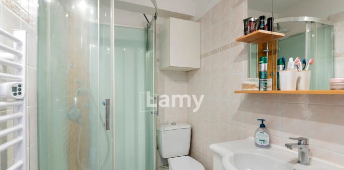 Image 19 sur 21 - Immeuble  ·  Vente · Linas (91310) · 200m²