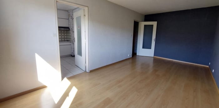 Image 3 sur 8 - Appartement  ·  Vente · Limoges (87000) · 1 pièce · 34m²