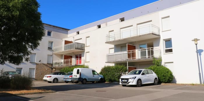 Image 1 sur 12 - Appartement  ·  Vente · Plescop (56890) · 2 pièces · 38m²